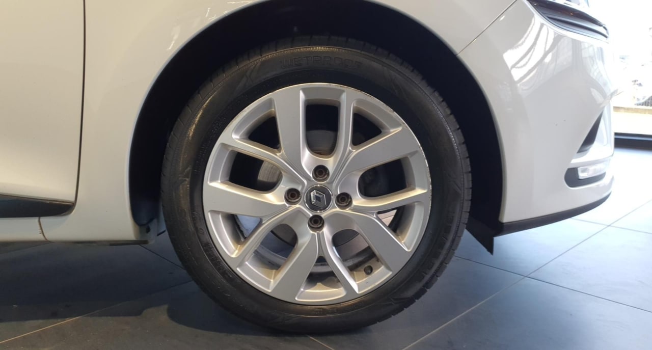 Zdjęcie oferty Renault Clio nr. 21