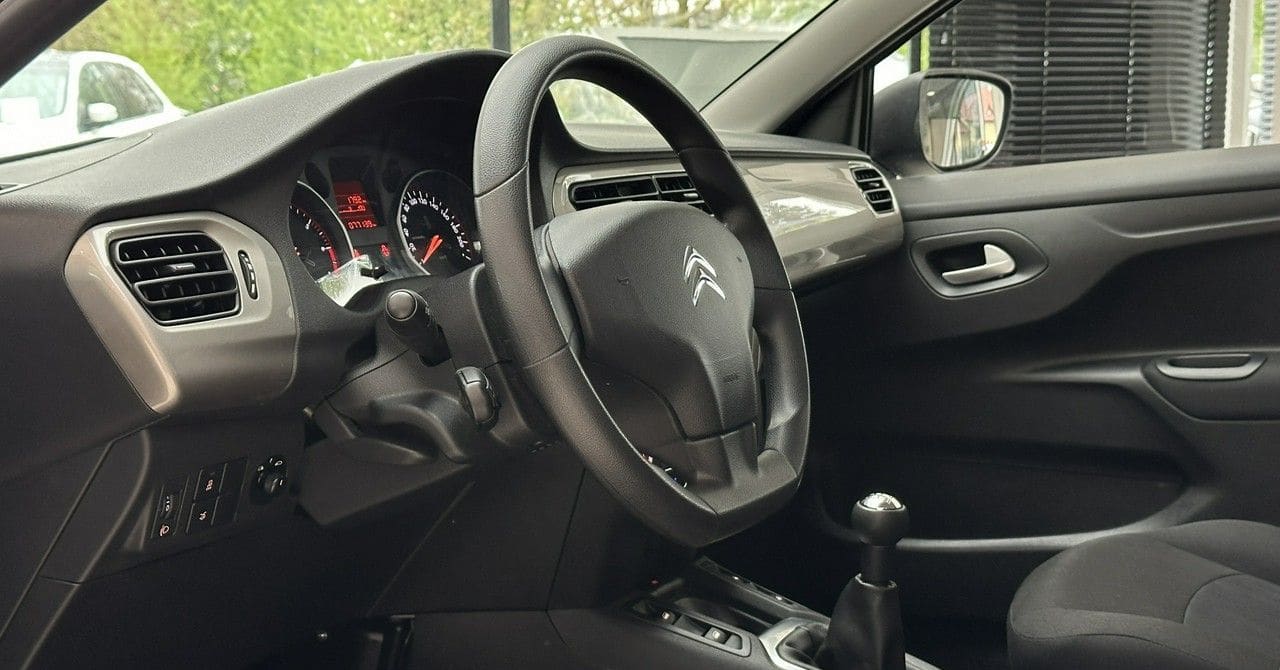 Zdjęcie oferty Citroen c-elysee nr. 21