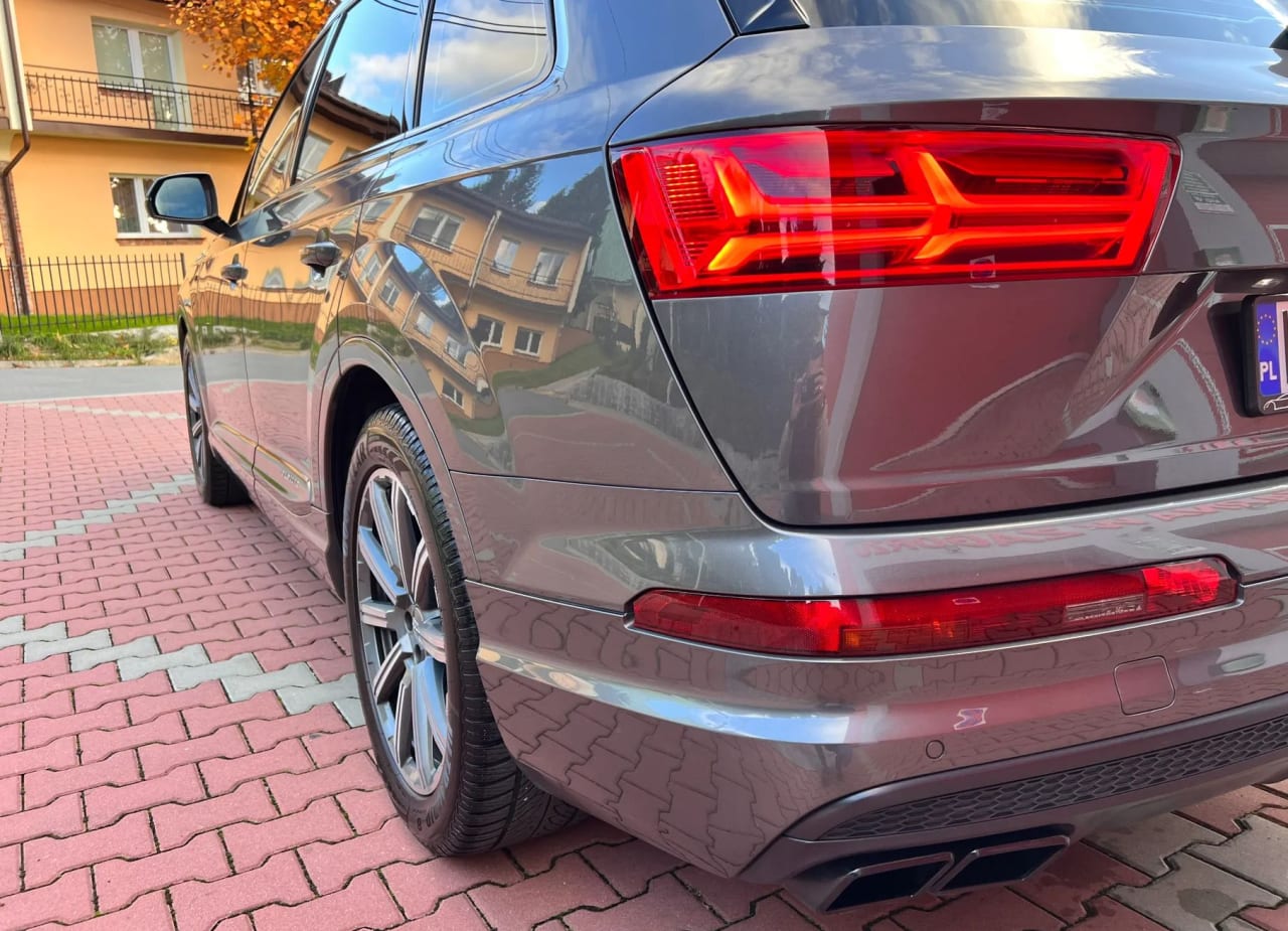 Zdjęcie oferty Audi Q7 nr. 21