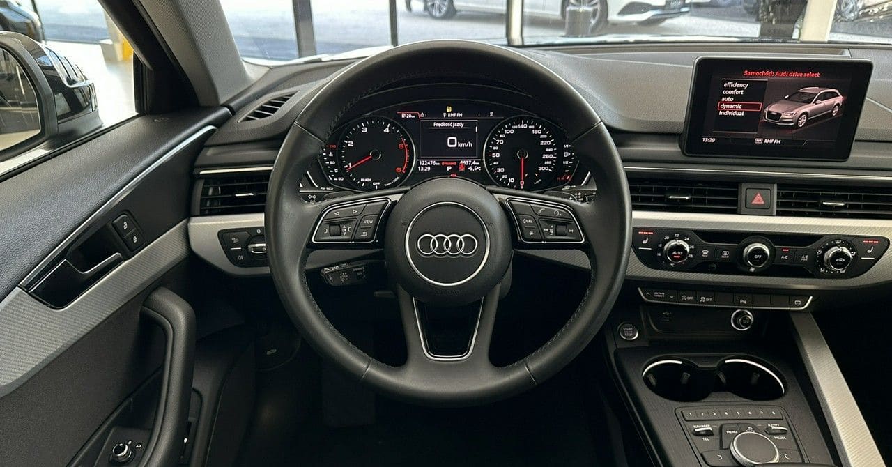 Zdjęcie oferty Audi A4 nr. 15