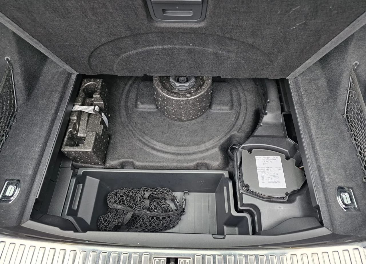 Zdjęcie oferty Audi e-tron nr. 26
